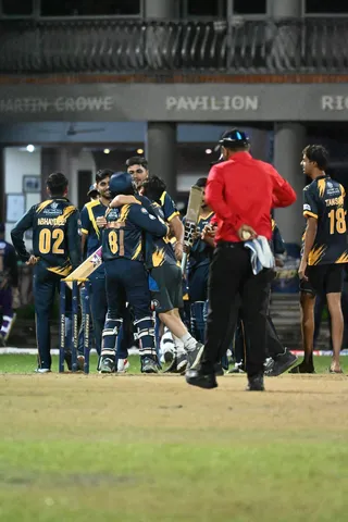Doiwala Kings players walking onto the ground